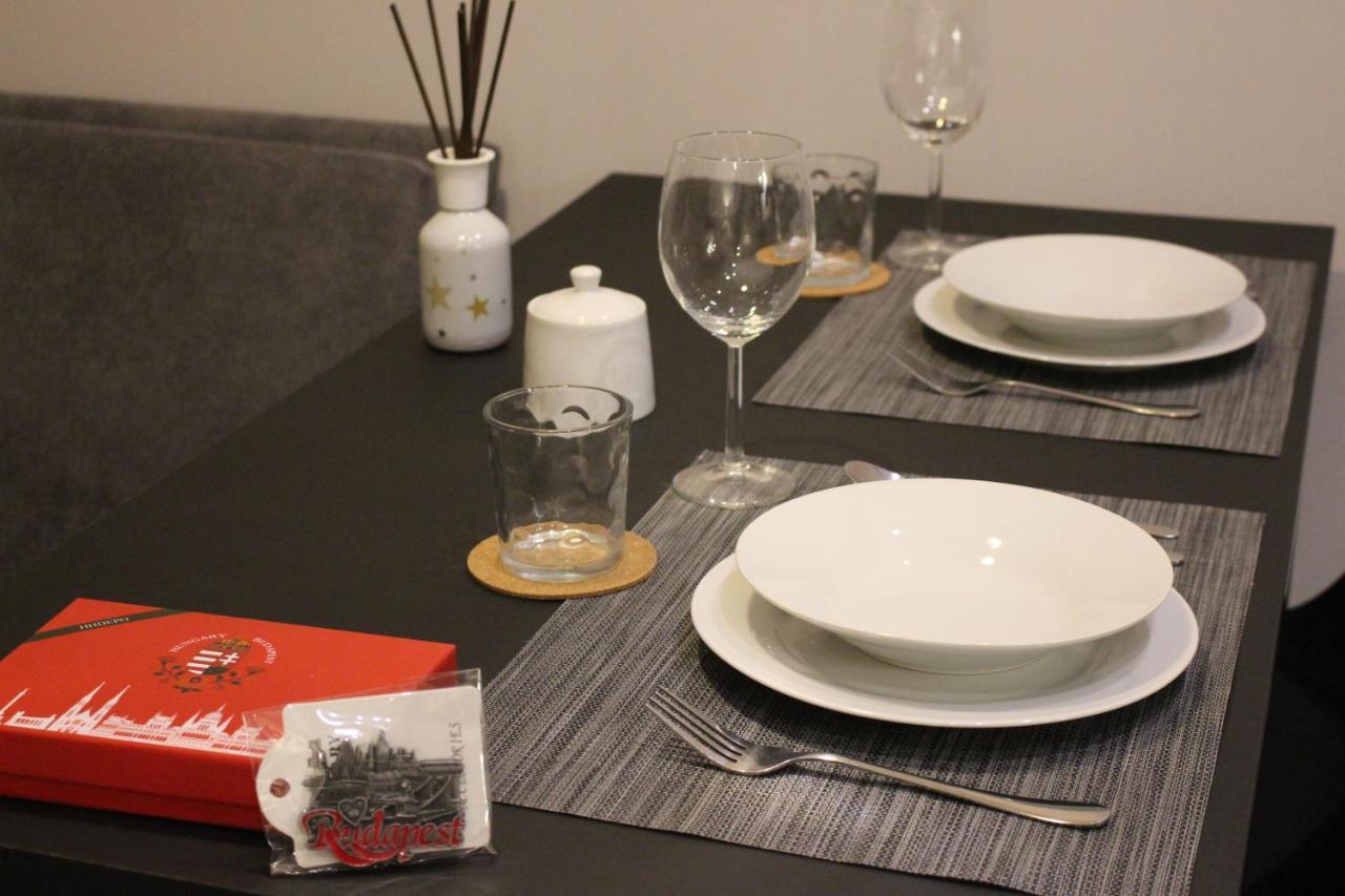 Greyblack Styles Apartment Будапеща Екстериор снимка